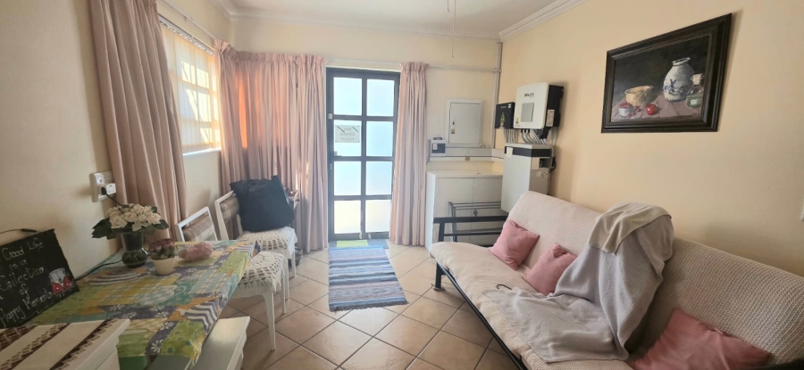 4 Bedroom Property for Sale in Caribbean Beach Club North West